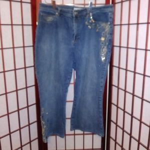 Size 3 Chico Capris Jeans